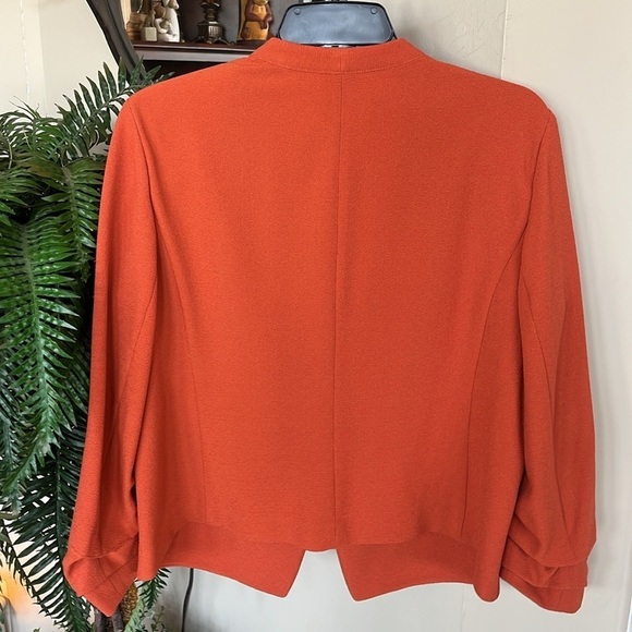 NWOT BAR III Rust Orange Draped Blazer w/ Ruched Sleeves Fall Office Suit Jacket - Picture 4 of 12